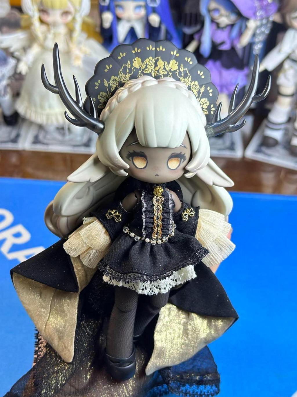 Secret Realm Pilgrimage Series 1/12 Scale BJD Blind Box Doll (Removable Fabric Outfits & Articulated Art Toy)